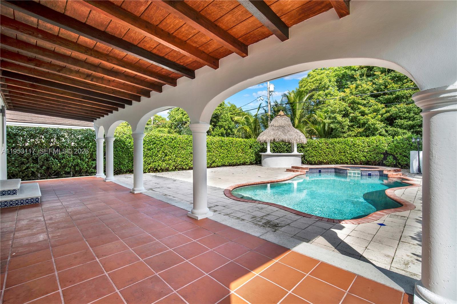 527 Southwest 20th Road Miami, FL 33129 - Photo 49 of 60