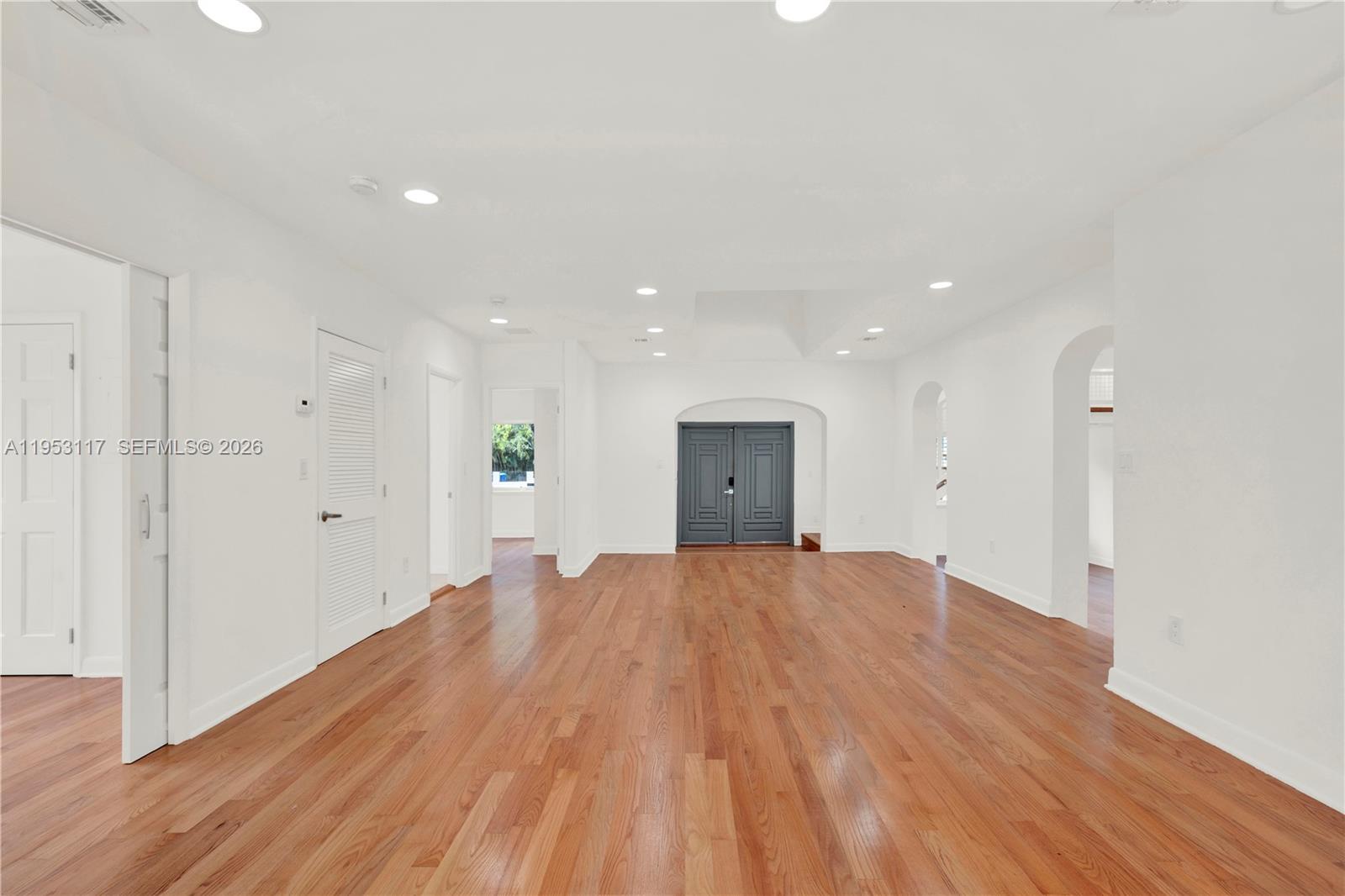 527 Southwest 20th Road Miami, FL 33129 - Photo 9 of 60