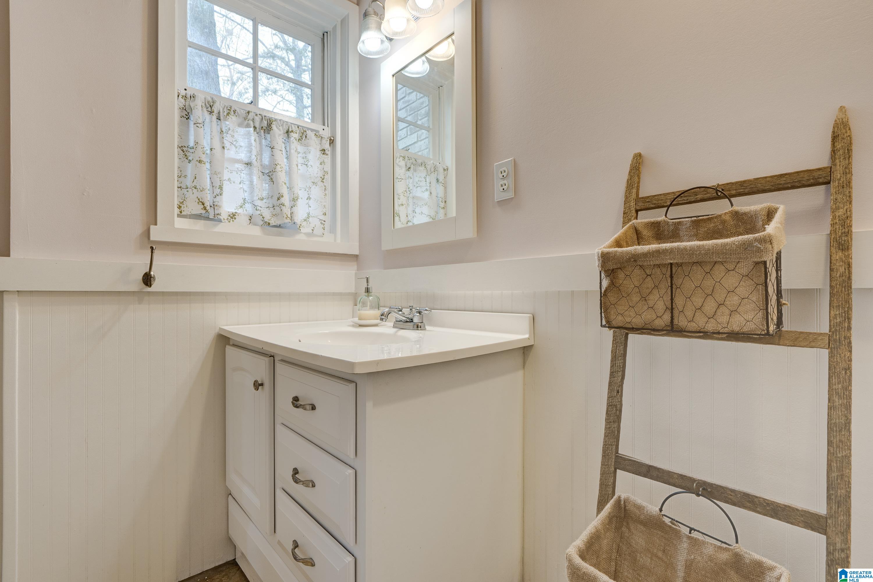 3112 Warrington Road Birmingham, AL 35223 - Photo 26 of 34