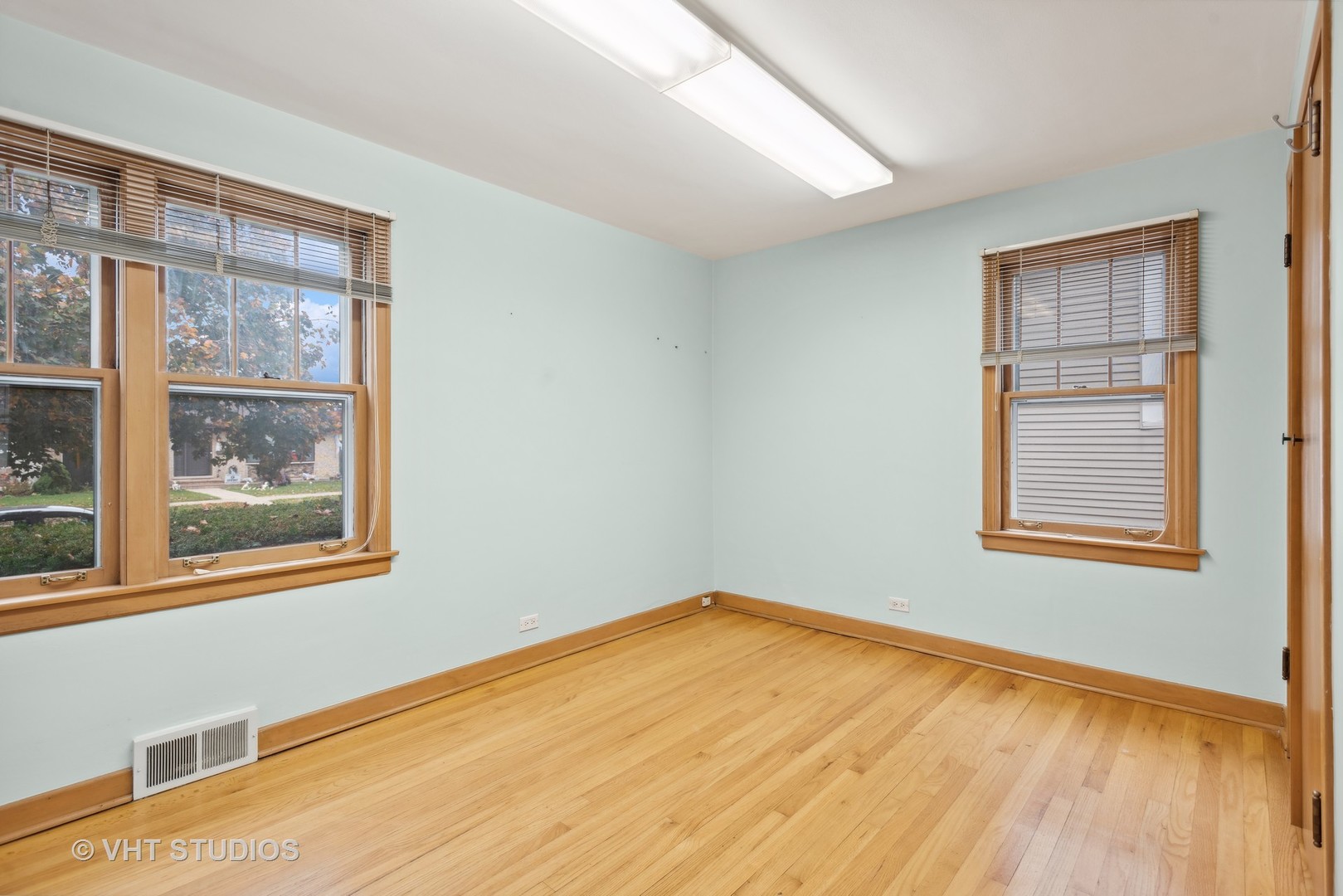 7755 West Rascher Avenue Chicago, IL 60656 - Photo 7 of 22 Gallery Image 7