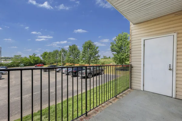 $235,000 | 907 Churchill Crossing, Unit 907, Madison, TN 37115