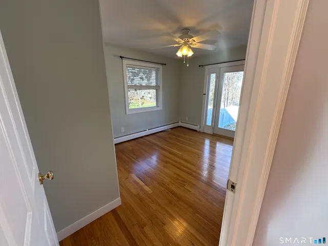 $449,000 | 94 Mohawk Drive, Wallingford, CT 06492