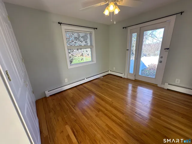 $449,000 | 94 Mohawk Drive, Wallingford, CT 06492