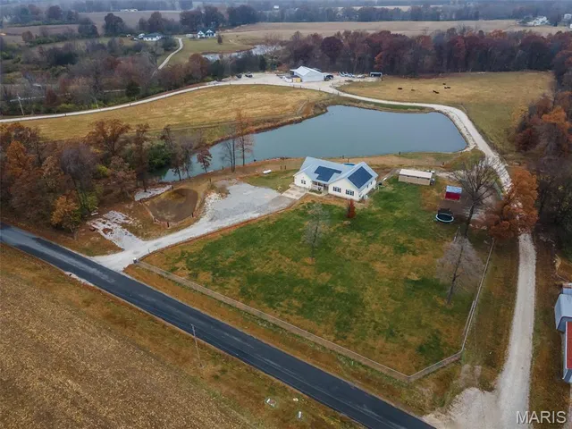 $459,900 | 20700 Croxford Road, Grafton, IL 62037
