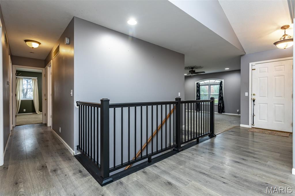 20700 Croxford Road Grafton, IL 62037 - Photo 5 of 56