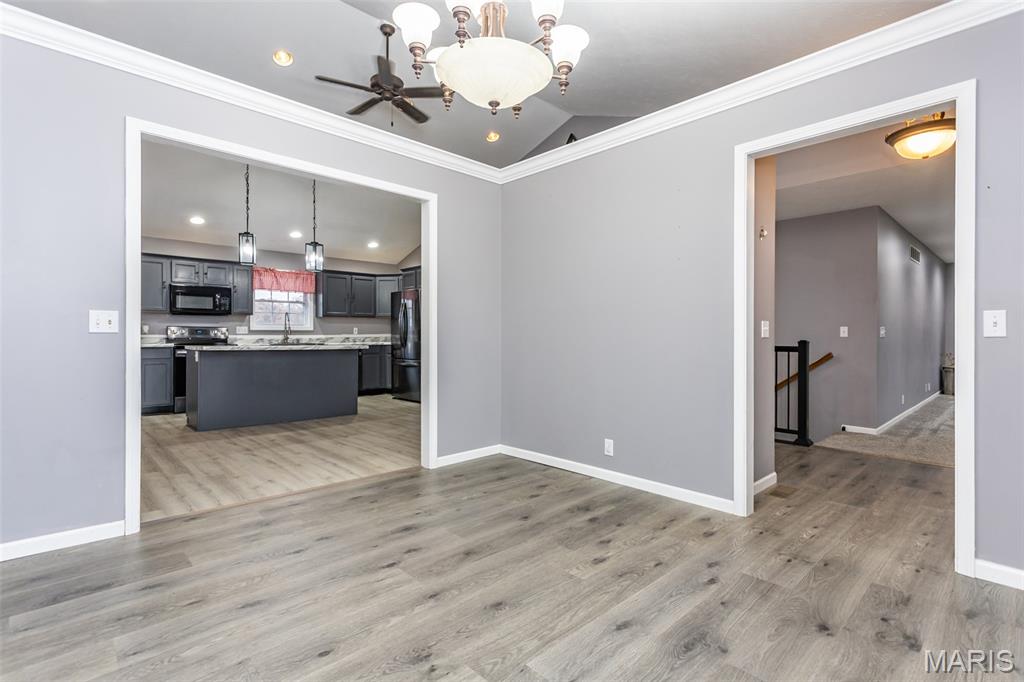 20700 Croxford Road Grafton, IL 62037 - Photo 8 of 56