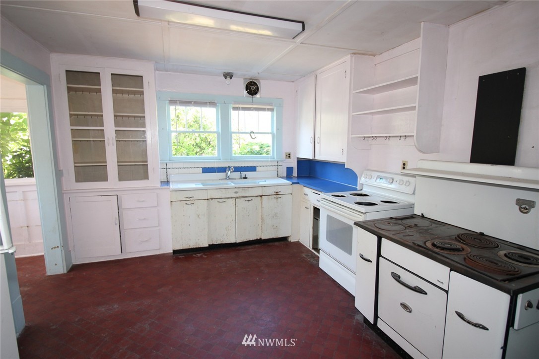 16720 Erickson Road Southwest Longbranch, WA 98351 - Photo 5 of 18