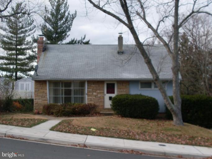 42 Mansion Road Linthicum Heights, MD 21090 - Photo 1 of 21 Exterior (Main)
