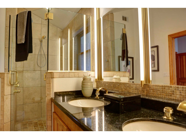 1140 Border Road Los Altos, CA 94024 - Photo 12 of 25