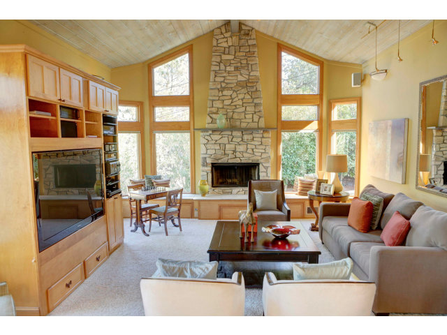 1140 Border Road Los Altos, CA 94024 - Photo 3 of 25