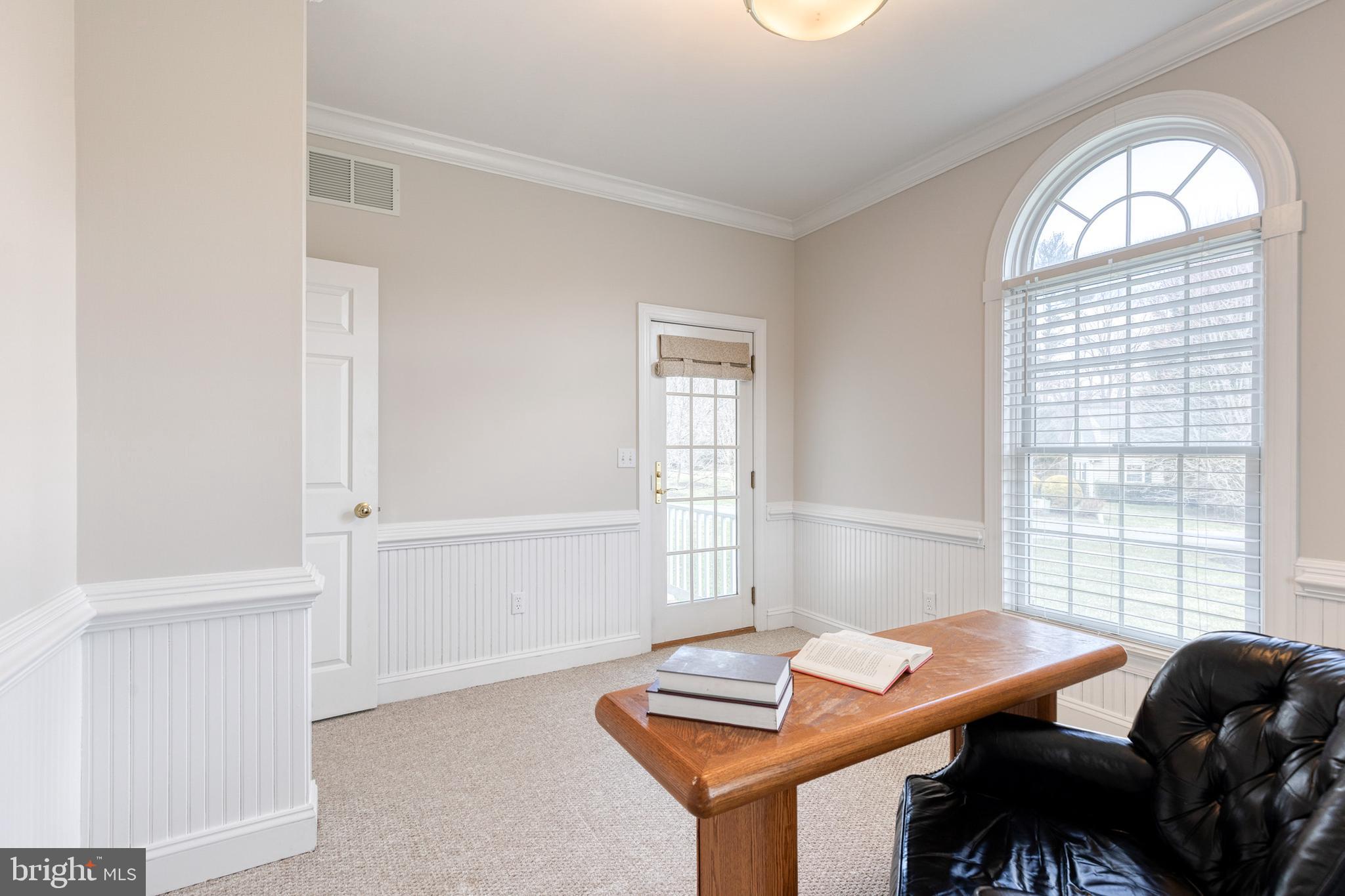 10925 Falls Road Lutherville-Timonium, MD 21093 - Photo 20 of 38 Office