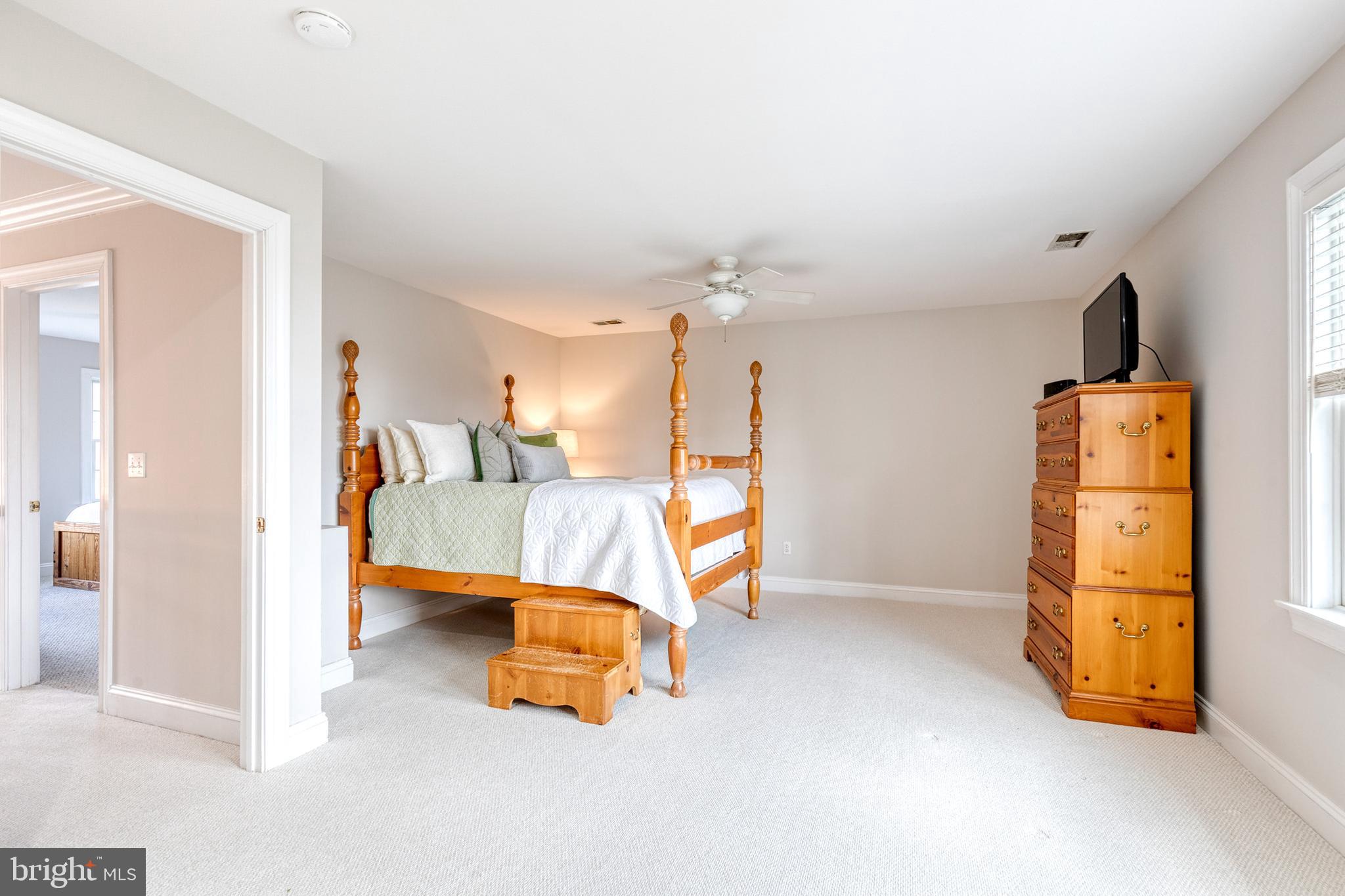 10925 Falls Road Lutherville-Timonium, MD 21093 - Photo 26 of 38 Primary Bedroom