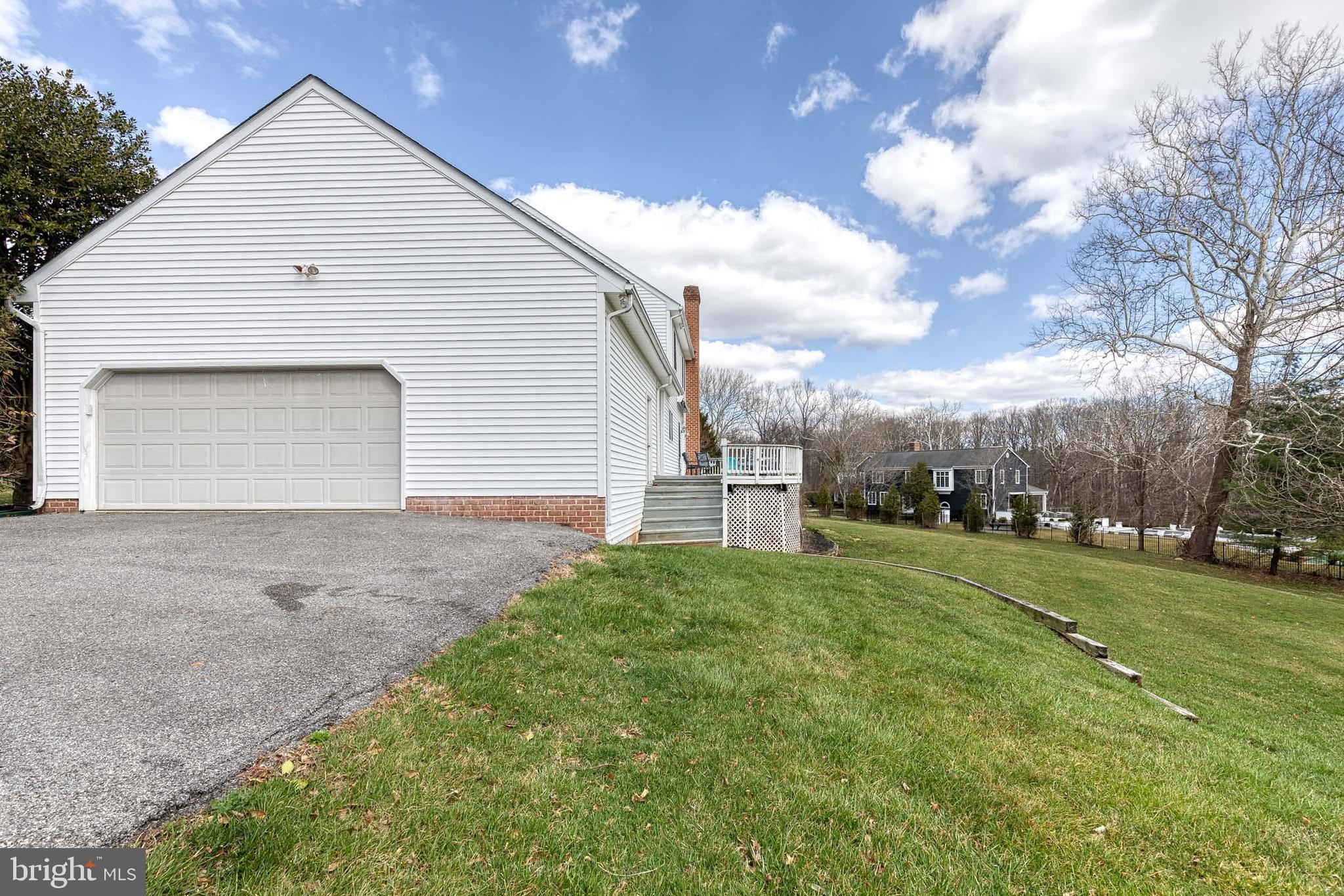 10925 Falls Road Lutherville-Timonium, MD 21093 - Photo 35 of 38 2.5 car garage
