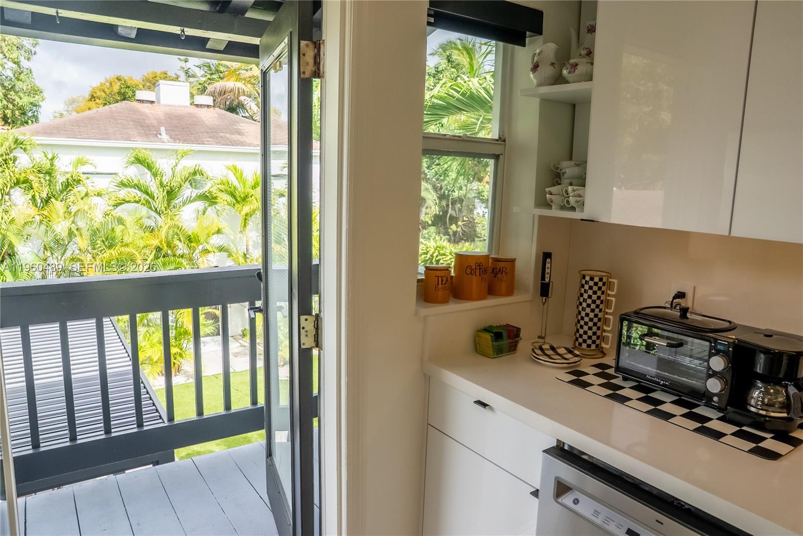 509 Northeast 64th Street, Unit 2 Miami, FL 33138 - Photo 15 of 30