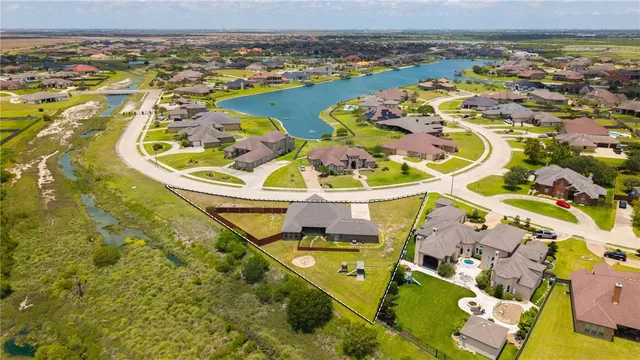 $560,000 | 8402 Lago Vista Drive, Corpus Christi, TX 78414