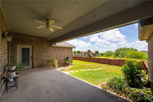 $560,000 | 8402 Lago Vista Drive, Corpus Christi, TX 78414