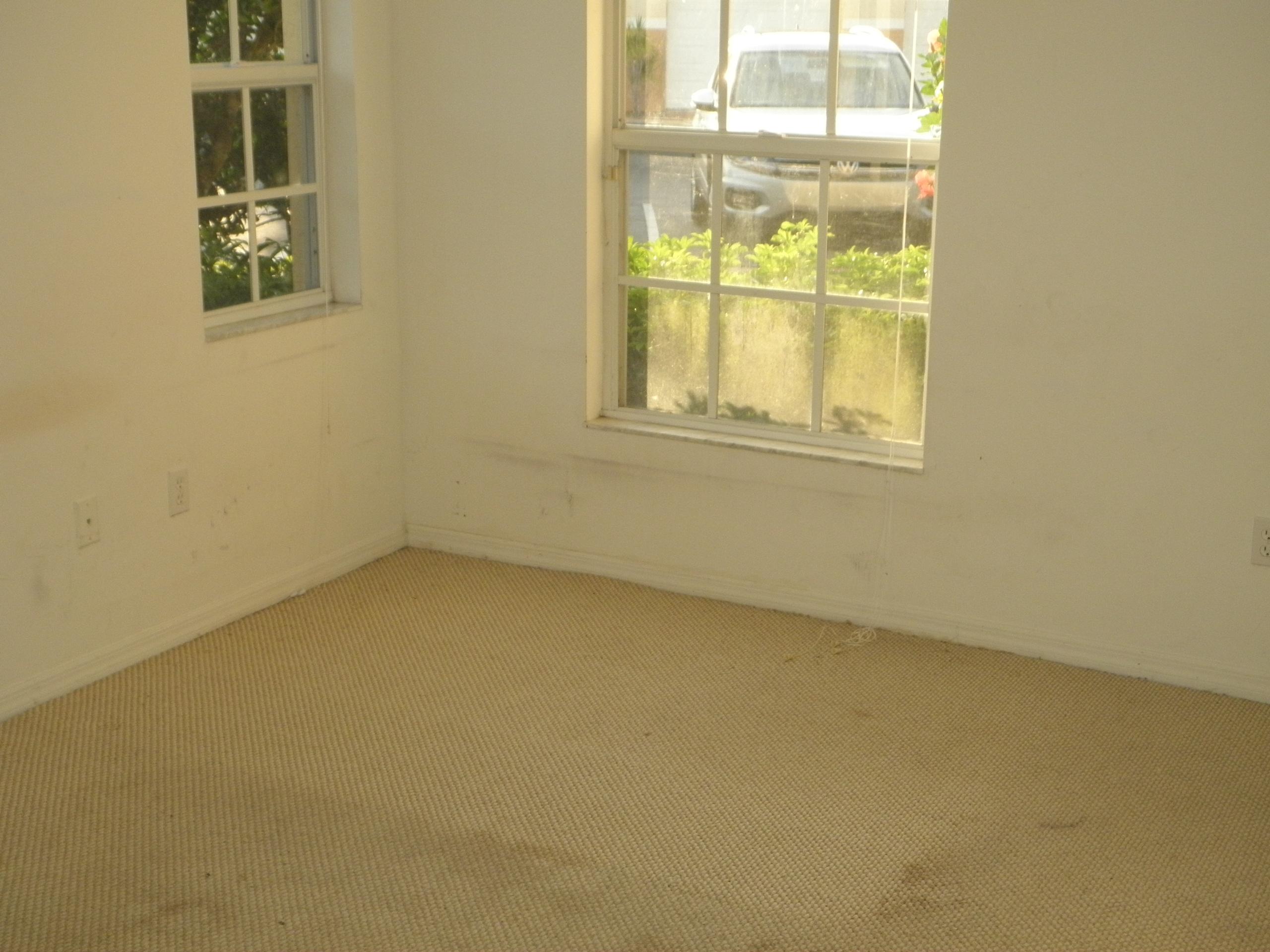 10372 Fox Trail Road South, Unit 606 West Palm Beach, FL 33411 - Photo 3 of 10 P4090321