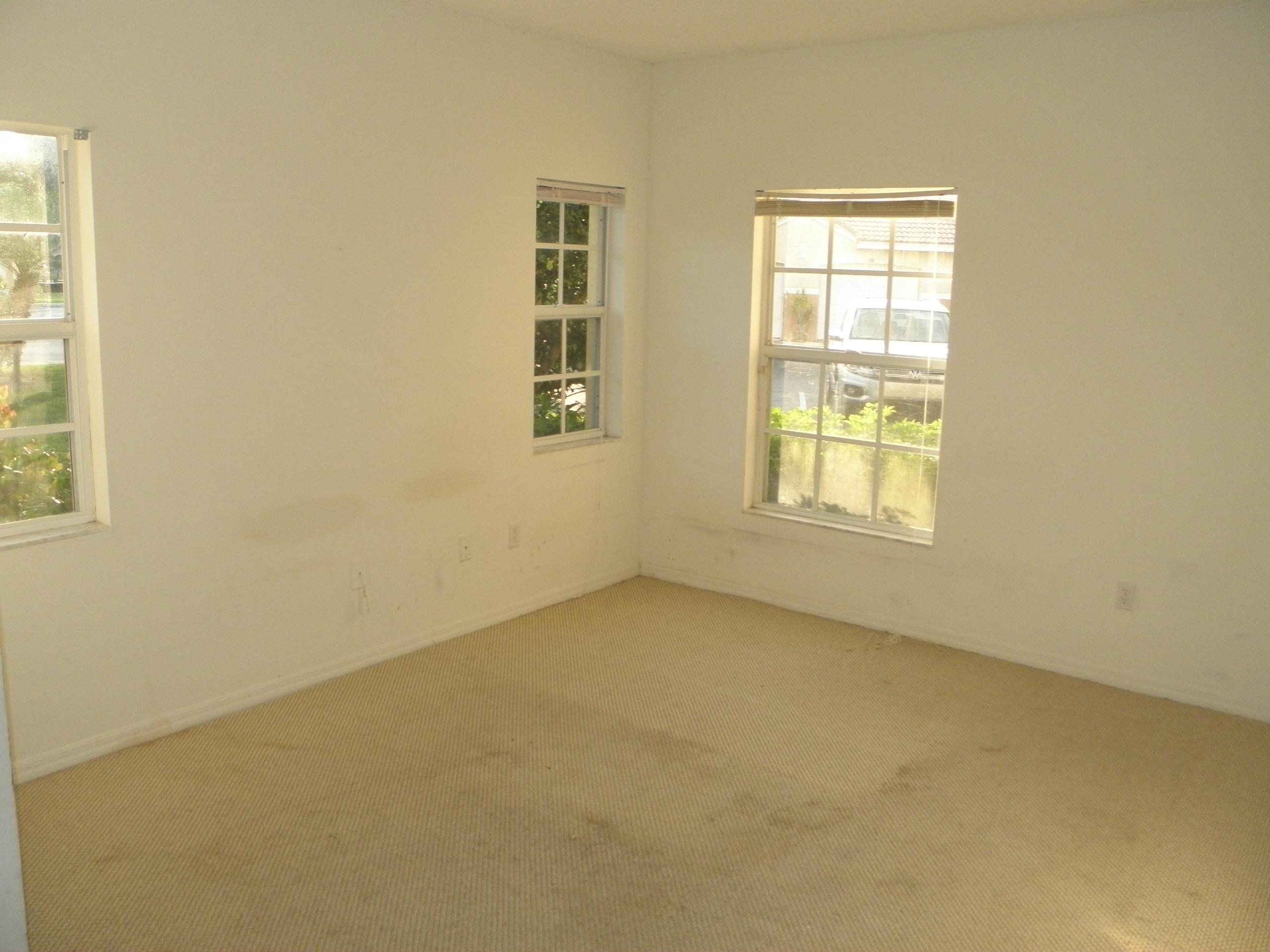 10372 Fox Trail Road South, Unit 606 West Palm Beach, FL 33411 - Photo 10 of 10 P4090329