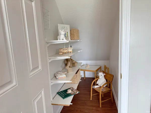 $297,400 | 5318 Keswick Lane, Fort Wayne, IN 46835