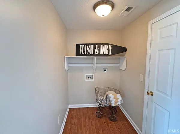 $297,400 | 5318 Keswick Lane, Fort Wayne, IN 46835