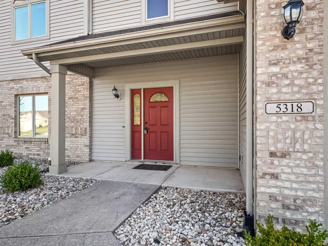 $299,900 | 5318 Keswick Lane, Fort Wayne, IN 46835