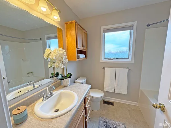 $297,400 | 5318 Keswick Lane, Fort Wayne, IN 46835