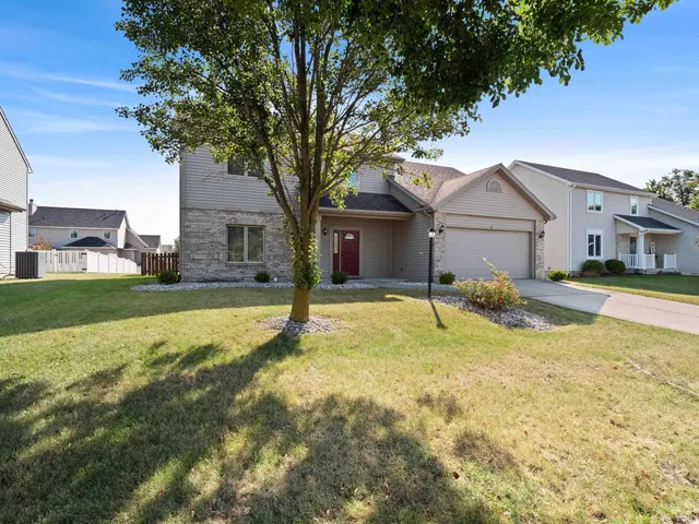 $299,900 | 5318 Keswick Lane, Fort Wayne, IN 46835