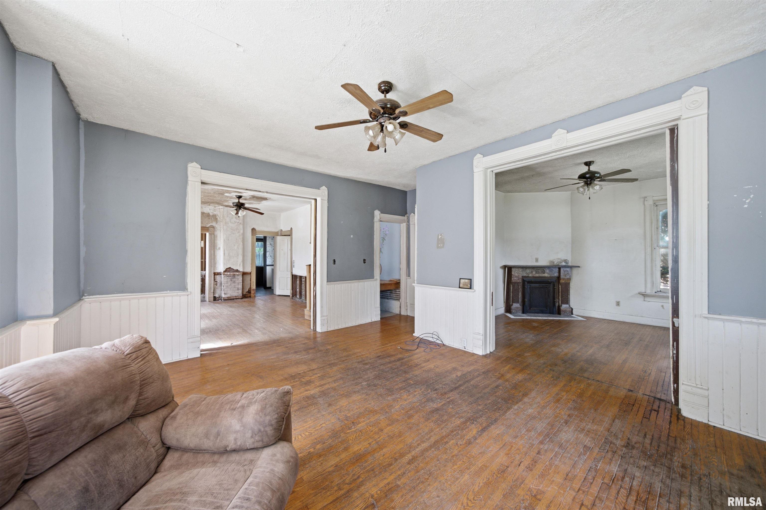 711 East 4th Street Minonk, IL 61760 - Photo 5 of 50