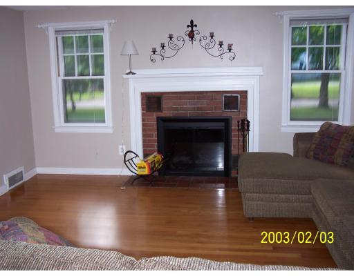 53 Berwick Road Longmeadow, MA 01106 - Photo 3 of 13