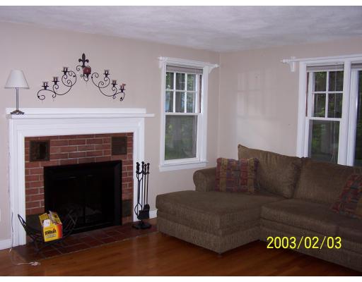 53 Berwick Road Longmeadow, MA 01106 - Photo 4 of 13