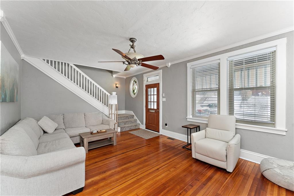 4101 Franklin Road Pittsburgh, PA 15214 - Photo 5 of 38 a living room with furniture and wooden floor
