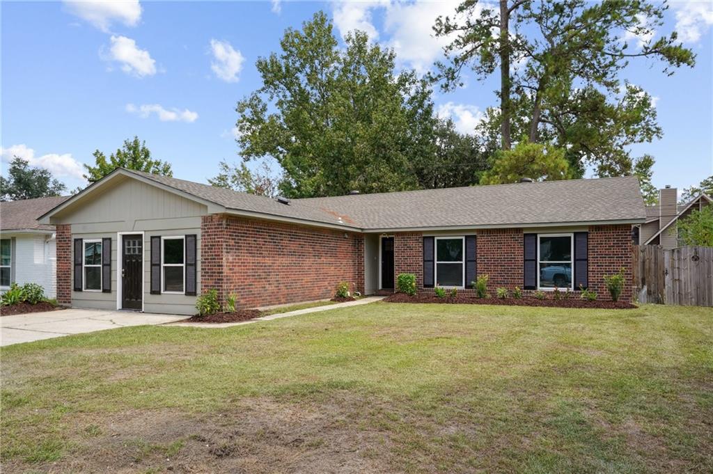 625 Ridgewood Drive Mandeville, LA 70471 - Photo 2 of 20