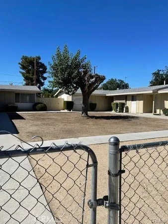 $1,800 | 41599 Marine Drive, Hemet, CA 92544