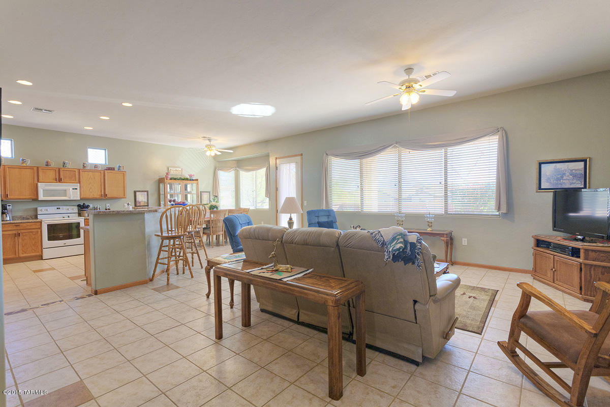1145 West Arbor Ridge Drive Green Valley, AZ 85614 - Photo 6 of 35
