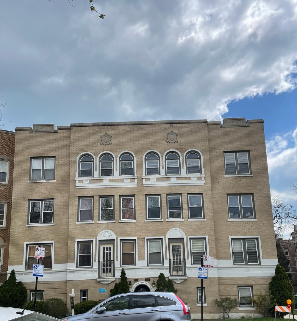 a front view of a residential apartment building