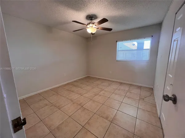 $1,700 | 1800 Southwest 81st Avenue, Unit 1415, North Lauderdale, FL 33068