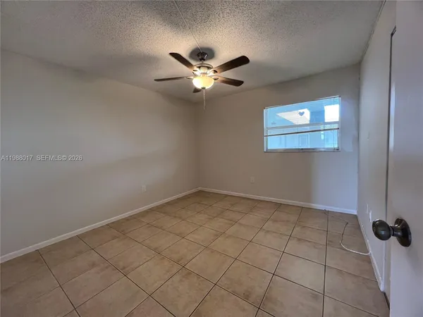 $1,800 | 1800 Southwest 81st Avenue, Unit 1415, North Lauderdale, FL 33068