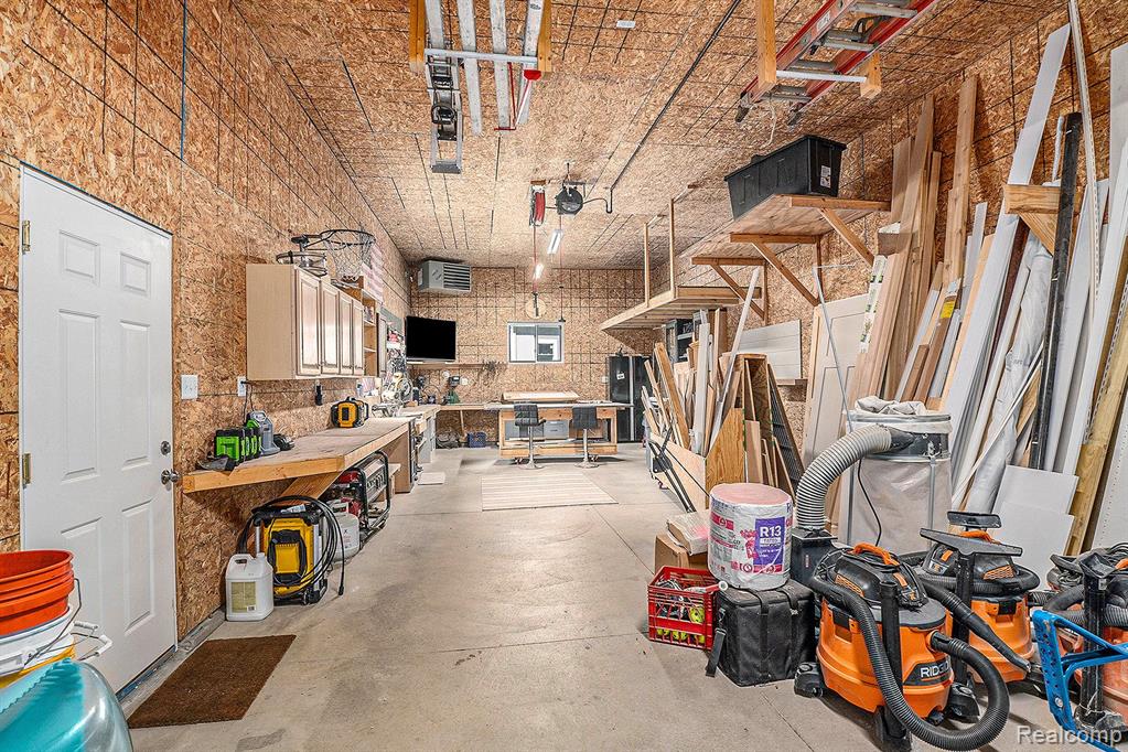2140 West Reid Road Flint, MI 48507 - Photo 21 of 27