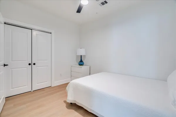 $4,000 | 3000 Duval Street, Unit 302, Austin, TX 78705