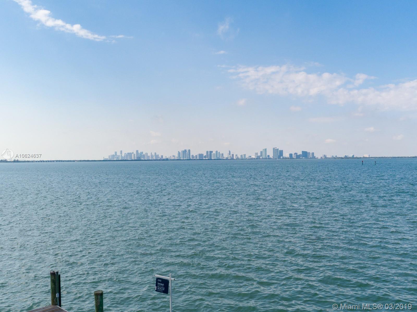 5860 North Bay Road Miami Beach, FL 33140 - Photo 12 of 15