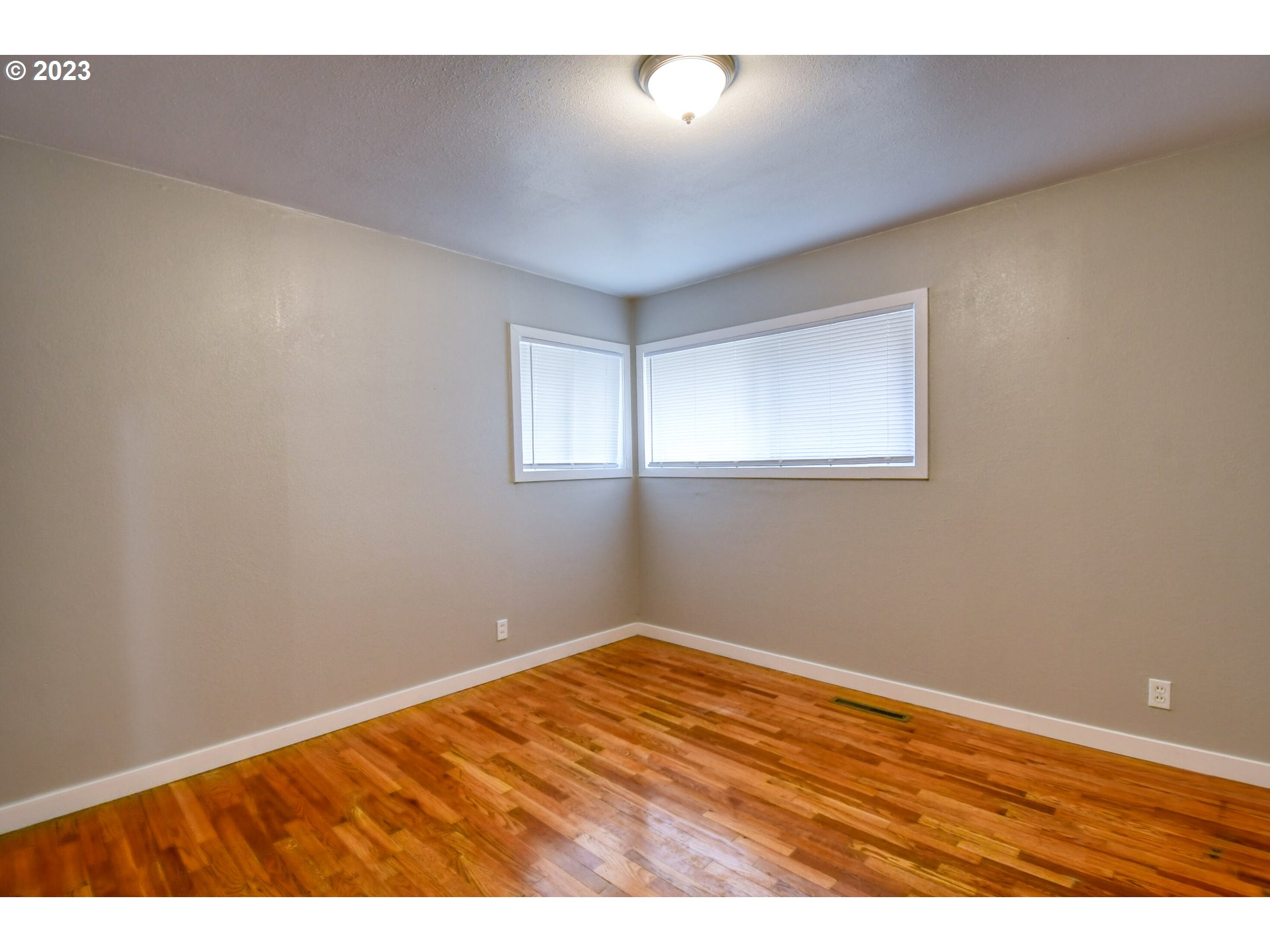 4042 Southwest Perkins Avenue Pendleton, OR 97801 - Photo 28 of 43 Gallery Image 28