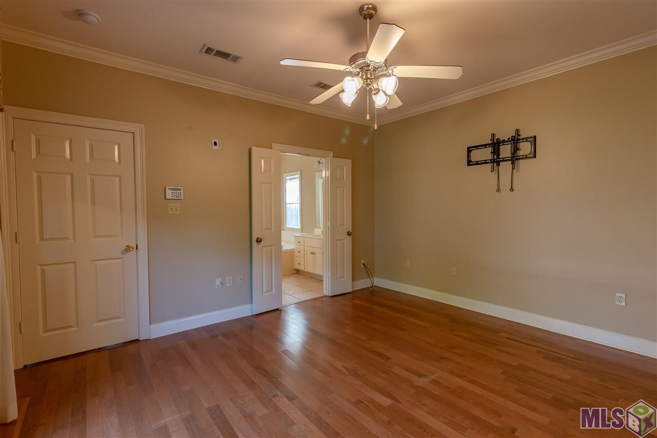 10371 Springtree Avenue Baton Rouge, LA 70810 - Photo 6 of 13 Gallery Image 6