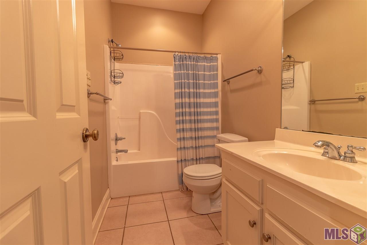 10371 Springtree Avenue Baton Rouge, LA 70810 - Photo 9 of 13 Gallery Image 9