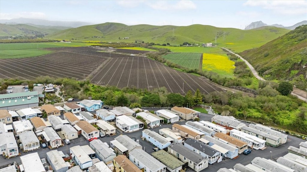 500 Atascadero Road, Unit D8 Morro Bay, CA 93442 - Photo 21 of 26 a view of an aerial view of residential houses with outdoor space and trees
