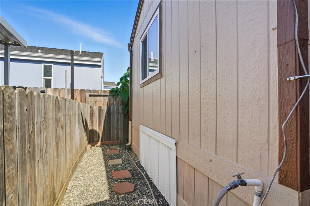 500 Atascadero Road, Unit D8 Morro Bay, CA 93442 - Photo 26 of 26 a view of a wooden door