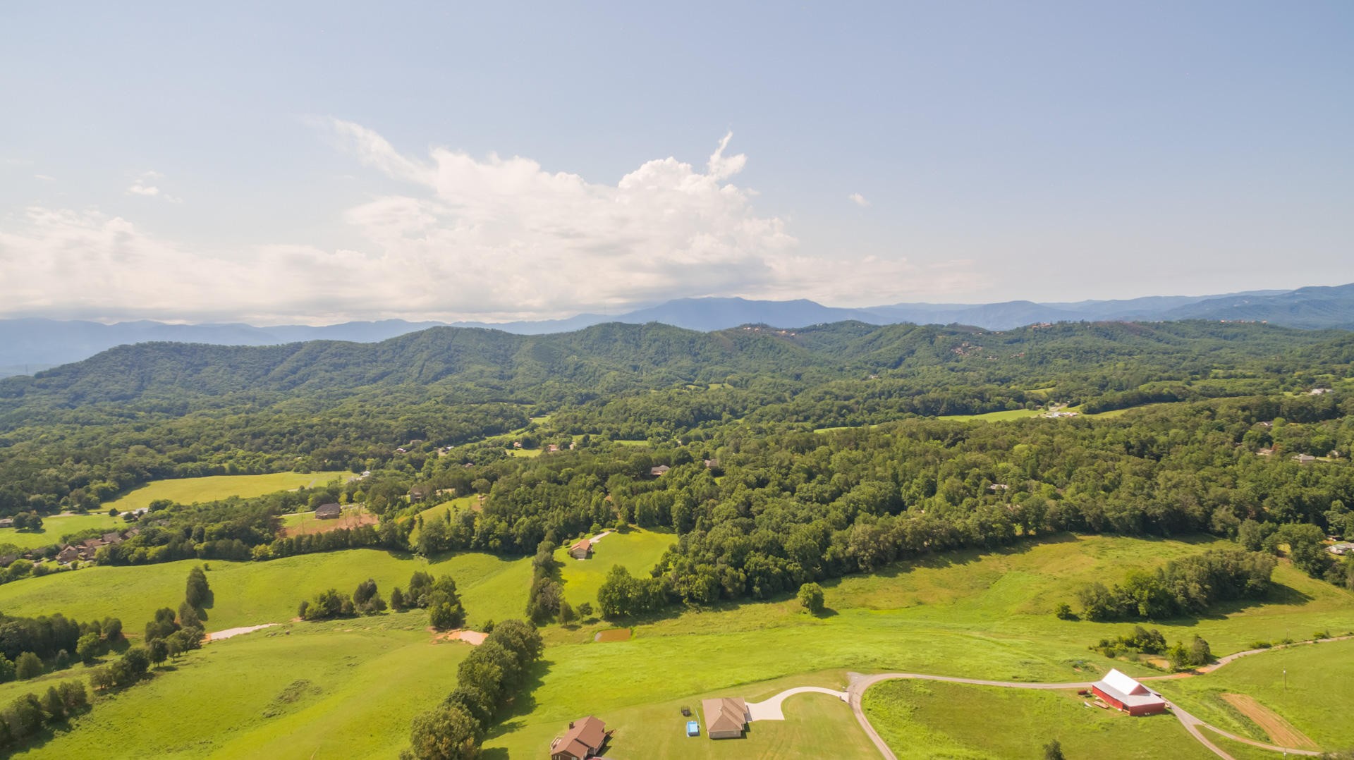 1636 Myers Road Sevierville, TN 37862 - Photo 11 of 12 Gallery Image 11