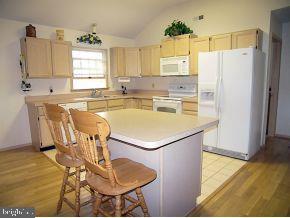 270 Privateer Road Manahawkin, NJ 08050 - Photo 3 of 11