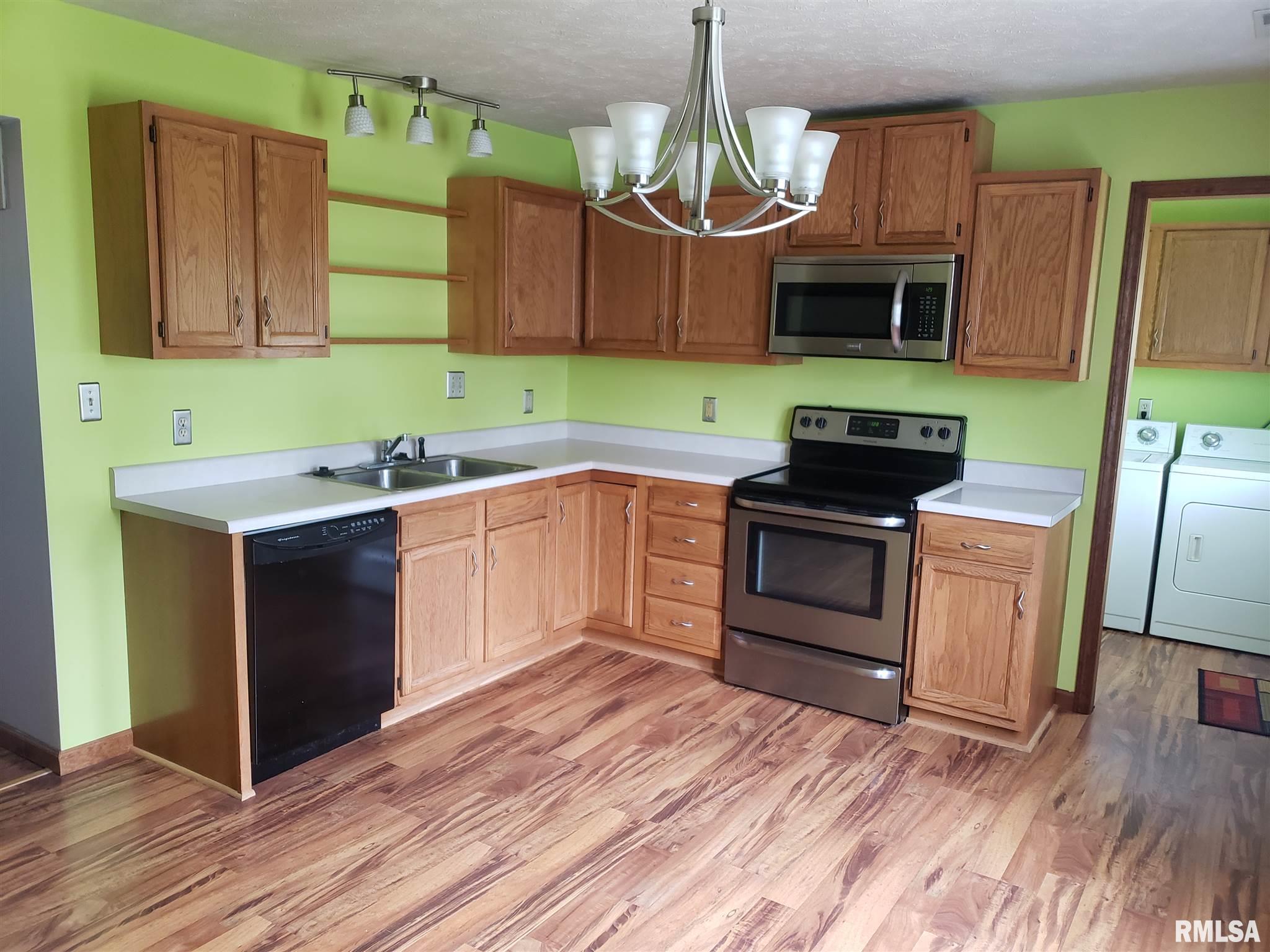 4211 Pickfair Road Springfield, IL 62703 - Photo 18 of 33