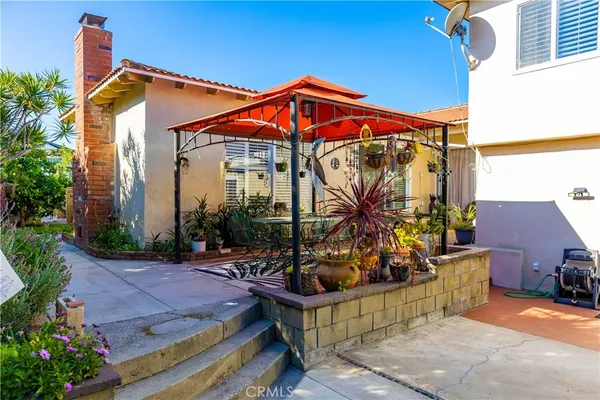 $1,250,000 | 24314 Berendo Avenue, Harbor City, CA 90710