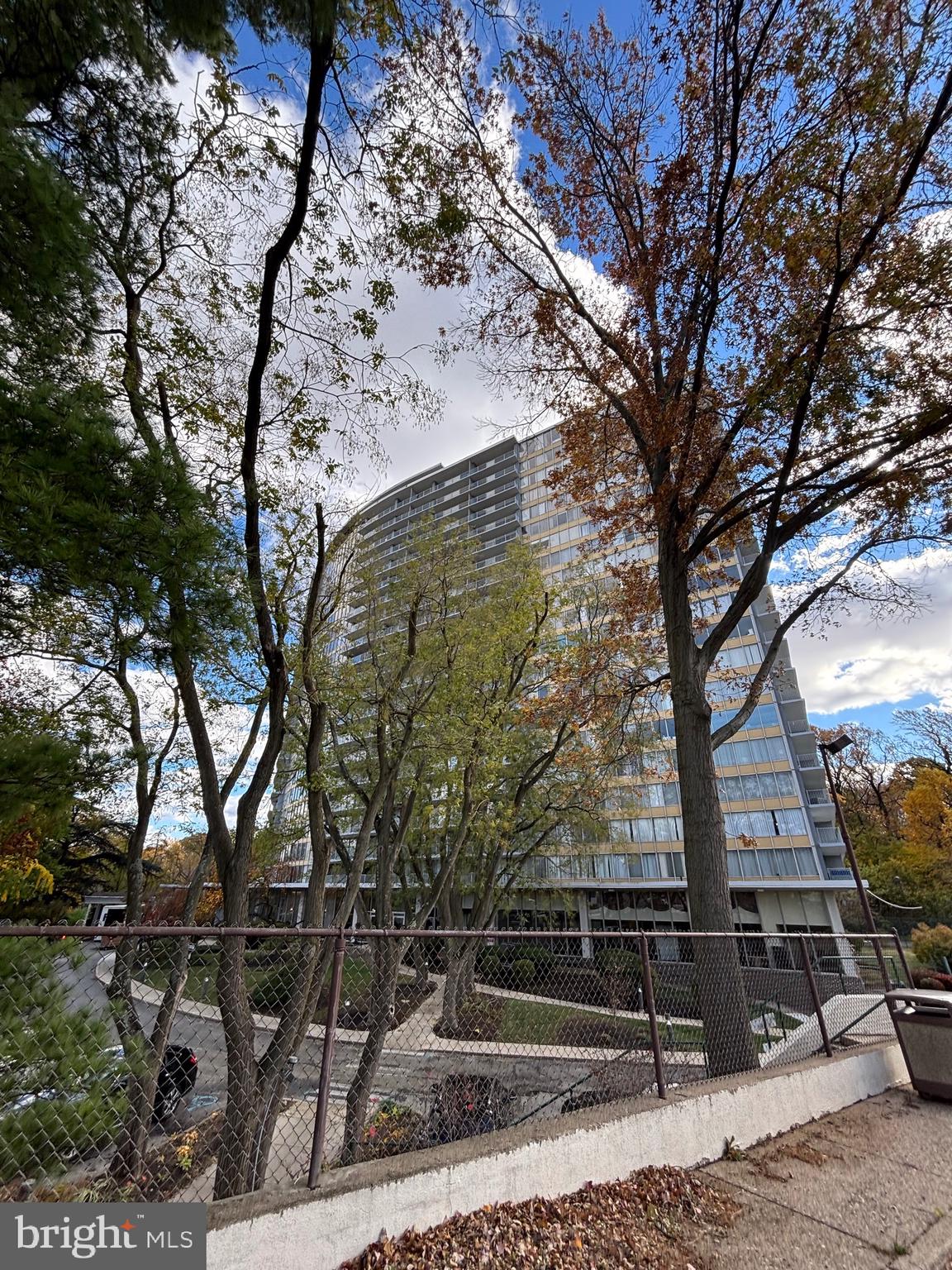 3900 West Ford Road, Unit 2G Philadelphia, PA 19131 - Photo 2 of 18